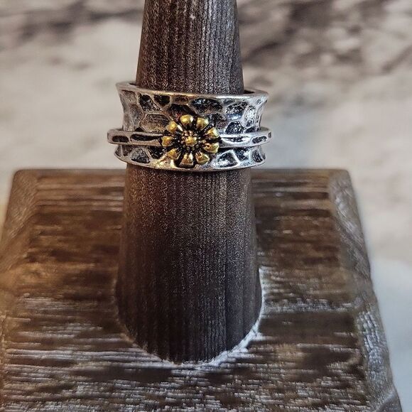 Fashion Chrysanthemum Metal Plating Hammered Antiestress Rings Size 9 - Picture 7 of 8